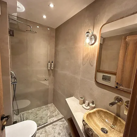 Teresa Luxury *
