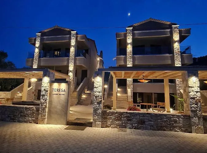 Teresa Luxury *
